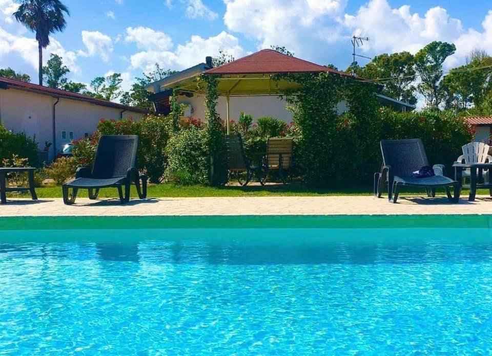 Oasi Di Francesca B&B Pontinia Ngoại thất bức ảnh